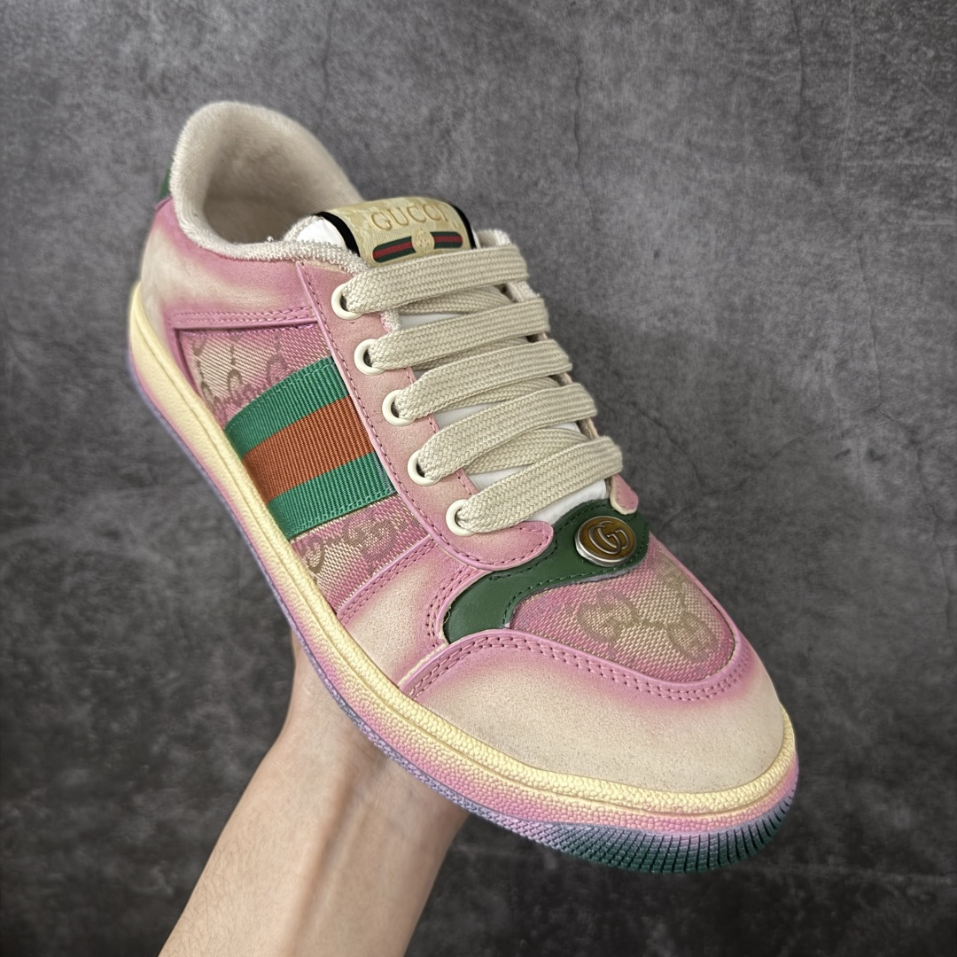图片[3]-【莞产礼盒版】Gucci 脏脏鞋 小脏鞋 顶级工厂品质，专柜一比一无可挑剔，穿上脚舒适度燃到爆表 复古做旧元素，鞋舌水洗复古标，金属双Glogo相识度99%，满面的Gucci元素；毛巾布内里，牛皮垫脚加3mm的乳胶比真皮的鞋子舒服多了， 环保TPU耐磨大底，柔软有弹性。 鞋舌内侧采用进口松紧带，拉力超级棒又不会勒脚 我是无原版不开发，只有拿到原版做出来的鞋子才能不差毫厘，秒杀市面版本，每一针一线都是非常紧实饱满。调试的过程是最花心思的修修改改不下百遍才调整到完美的状态让各种脚型都穿的舒适 尺码：35 36 37 38 39 40-选品中心