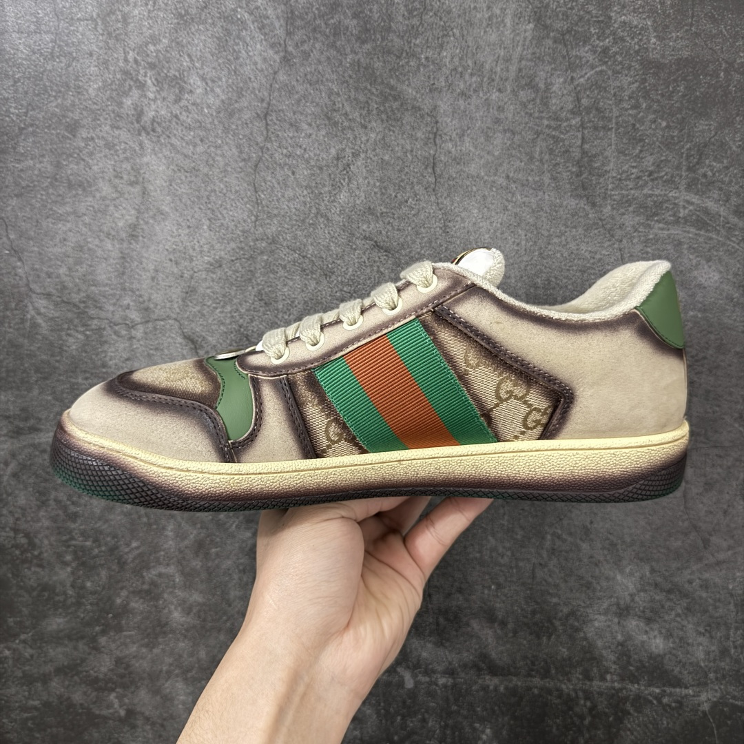 图片[2]-【莞产礼盒版】Gucci 脏脏鞋 小脏鞋 顶级工厂品质，专柜一比一无可挑剔，穿上脚舒适度燃到爆表 复古做旧元素，鞋舌水洗复古标，金属双Glogo相识度99%，满面的Gucci元素；毛巾布内里，牛皮垫脚加3mm的乳胶比真皮的鞋子舒服多了， 环保TPU耐磨大底，柔软有弹性。 鞋舌内侧采用进口松紧带，拉力超级棒又不会勒脚 我是无原版不开发，只有拿到原版做出来的鞋子才能不差毫厘，秒杀市面版本，每一针一线都是非常紧实饱满。调试的过程是最花心思的修修改改不下百遍才调整到完美的状态让各种脚型都穿的舒适 尺码：35 36 37 38 39 40-选品中心