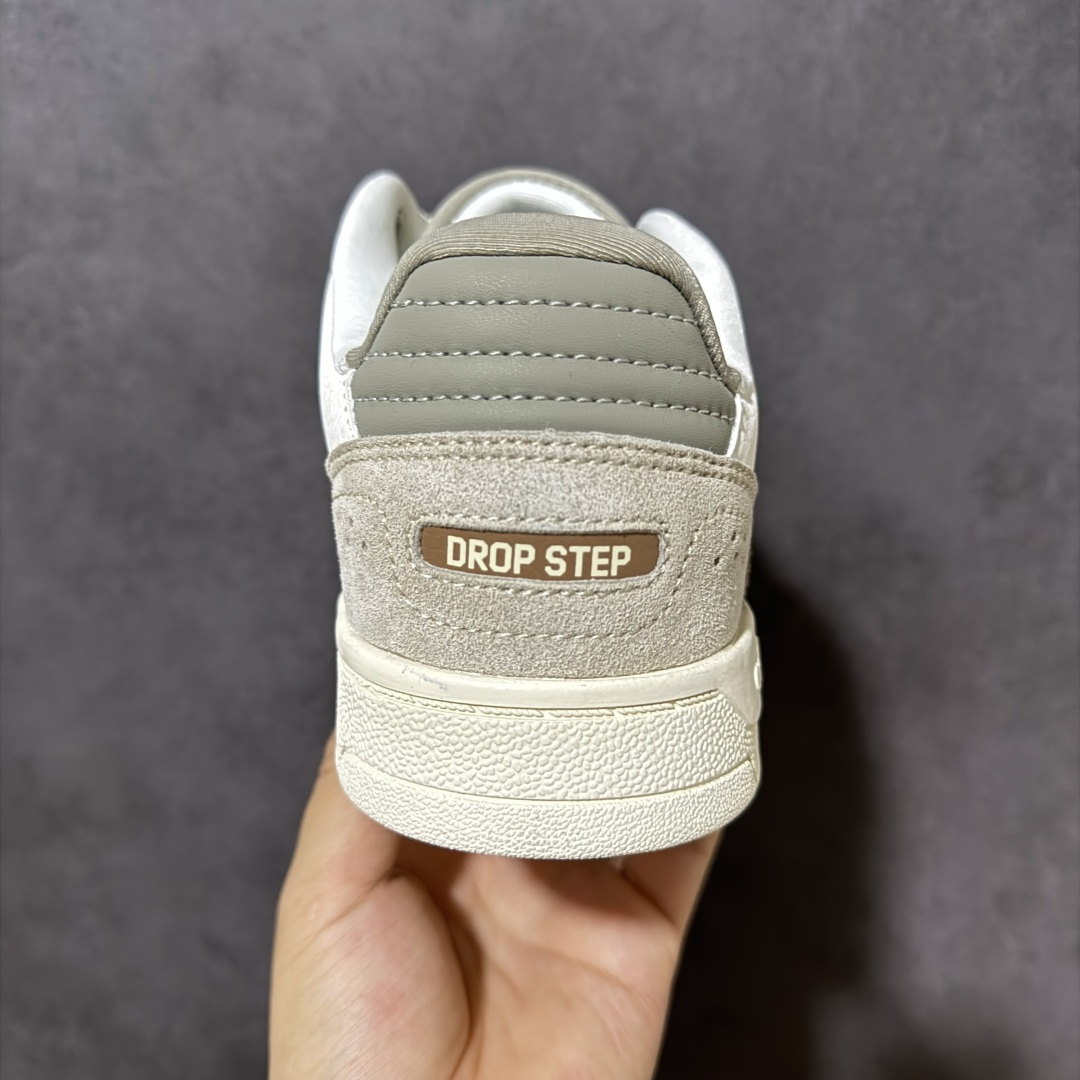 图片[4]-【公司级】Adidas DROP STEP LOW 2.0百搭单品 公司级阿迪达斯 三叶草新款 高帮校园休闲运动板鞋。汇聚80和90年代篮球鞋设计含纹理感皮革和绒面革混合鞋面，缀撞色细节，造型复古，搭配加衬及踝鞋领脚感舒适，让复古篮球风伴你出街 货号：JP9971 尺码：36-45-选品中心