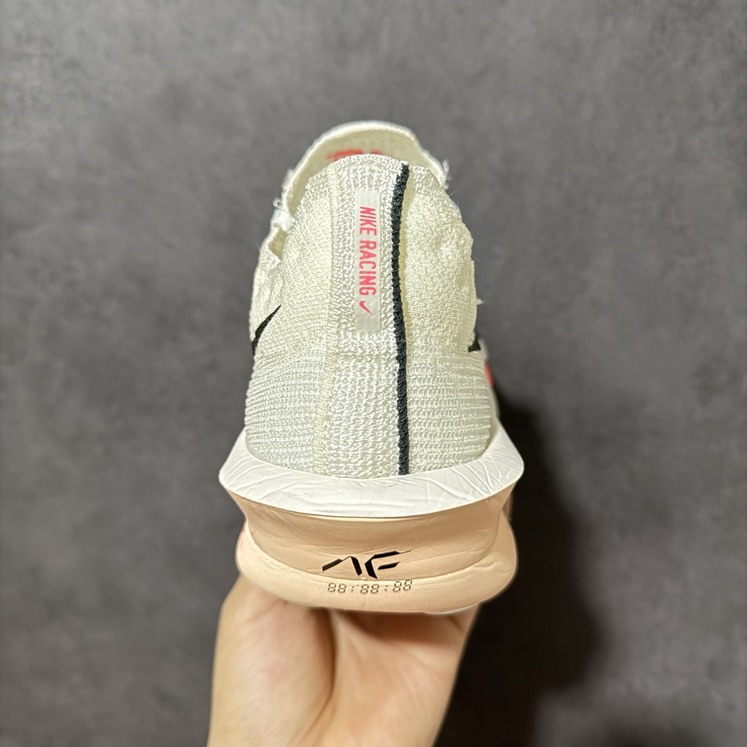 图片[4]-特价【GQ福利】GT版 # Nike ZoomX Vaporfly Next% 3 真碳 原价3xx 现一万双套现 顶级版本 鞋面是nike的飞织技术 全掌的碳纤维板加上ZoomX 中底 货号：FD8315-103 尺码：36-46-选品中心