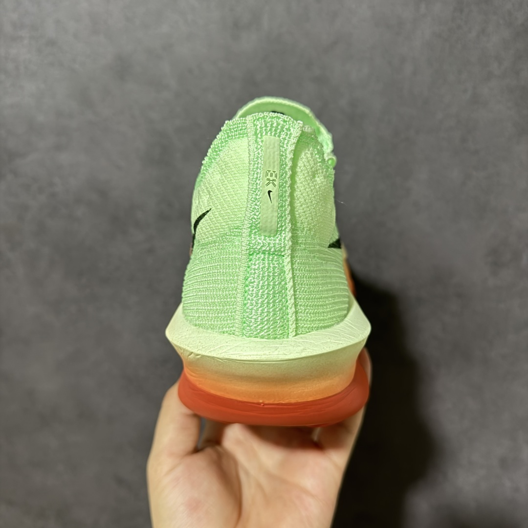 图片[4]-特价【GQ福利】GT版 # Nike ZoomX Vaporfly Next% 3 真碳 原价3xx 现一万双套现 顶级版本 鞋面是nike的飞织技术 全掌的碳纤维板加上ZoomX 中底 货号：HJ7041-300 尺码：36-46-选品中心