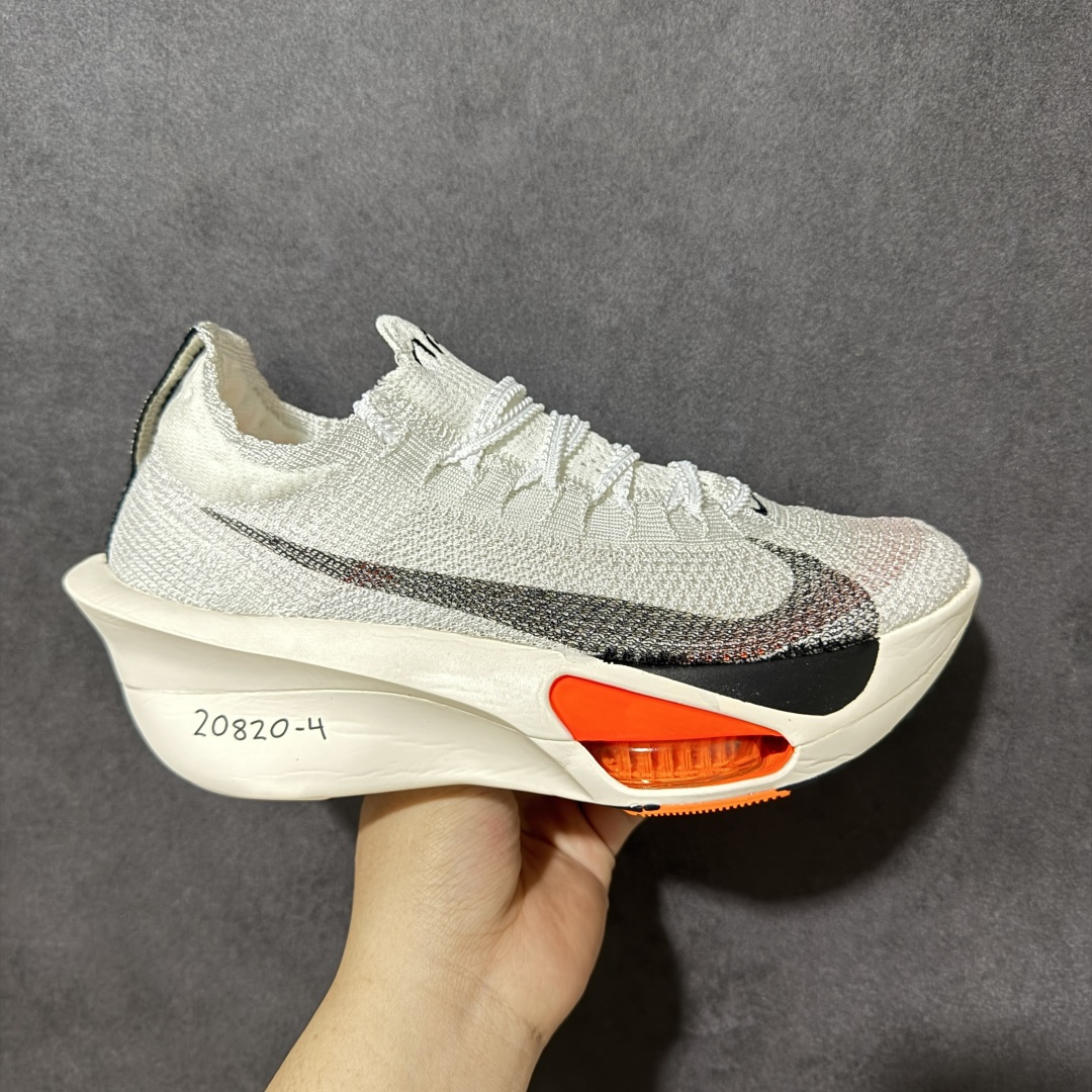 特价【GQ福利】GT版 # Nike ZoomX Vaporfly Next% 3 真碳 原价3xx 现一万双套现 顶级版本 鞋面是nike的飞织技术 全掌的碳纤维板加上ZoomX 中底 货号：FD8356-100 尺码：36-46-选品中心