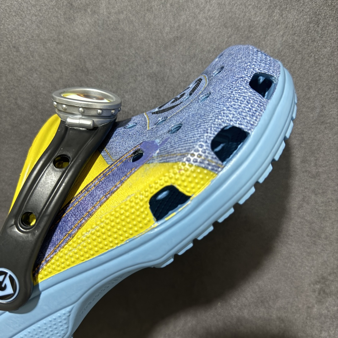 【韩国订单】Crocs 卡骆驰 Clog 明星印花款 两用沙滩洞洞鞋 凉鞋拖鞋 全新莞产高端品质鞋底可增