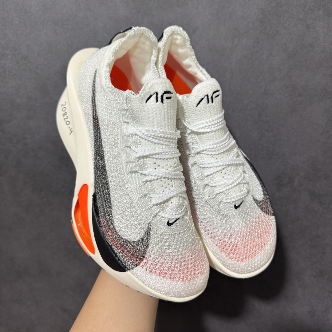 特价【GQ福利】GT版 # Nike ZoomX Vaporfly Next% 3 真碳 原价3xx 现一万双套现 顶级版本 鞋面是nike的飞织技术 全掌的碳纤维板加上ZoomX 中底 尺码：36-46-选品中心