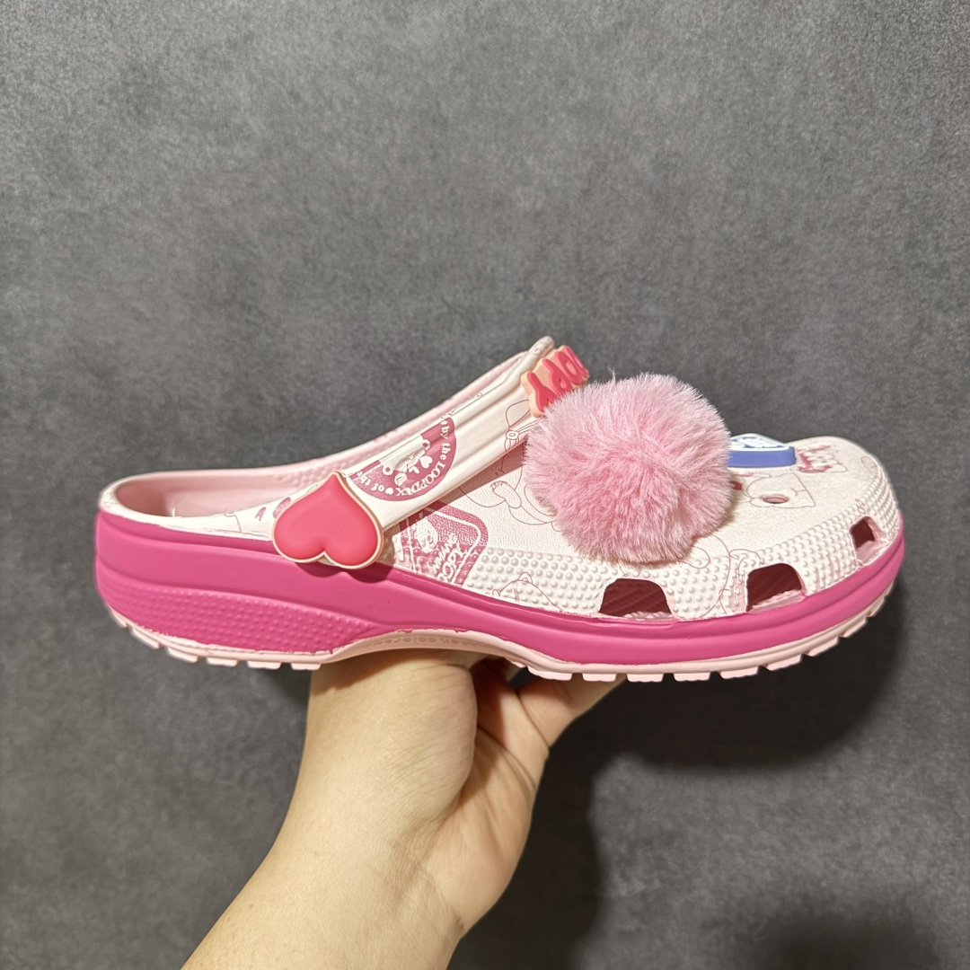 【韩国订单】Crocs 卡骆驰 Clog 明星印花款 两用沙滩洞洞鞋 凉鞋拖鞋 全新莞产高端品质鞋底可增
