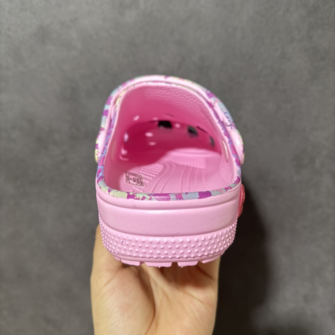 【韩国订单】Crocs 卡骆驰 Clog 明星印花款 两用沙滩洞洞鞋 凉鞋拖鞋 全新莞产高端品质鞋底可增