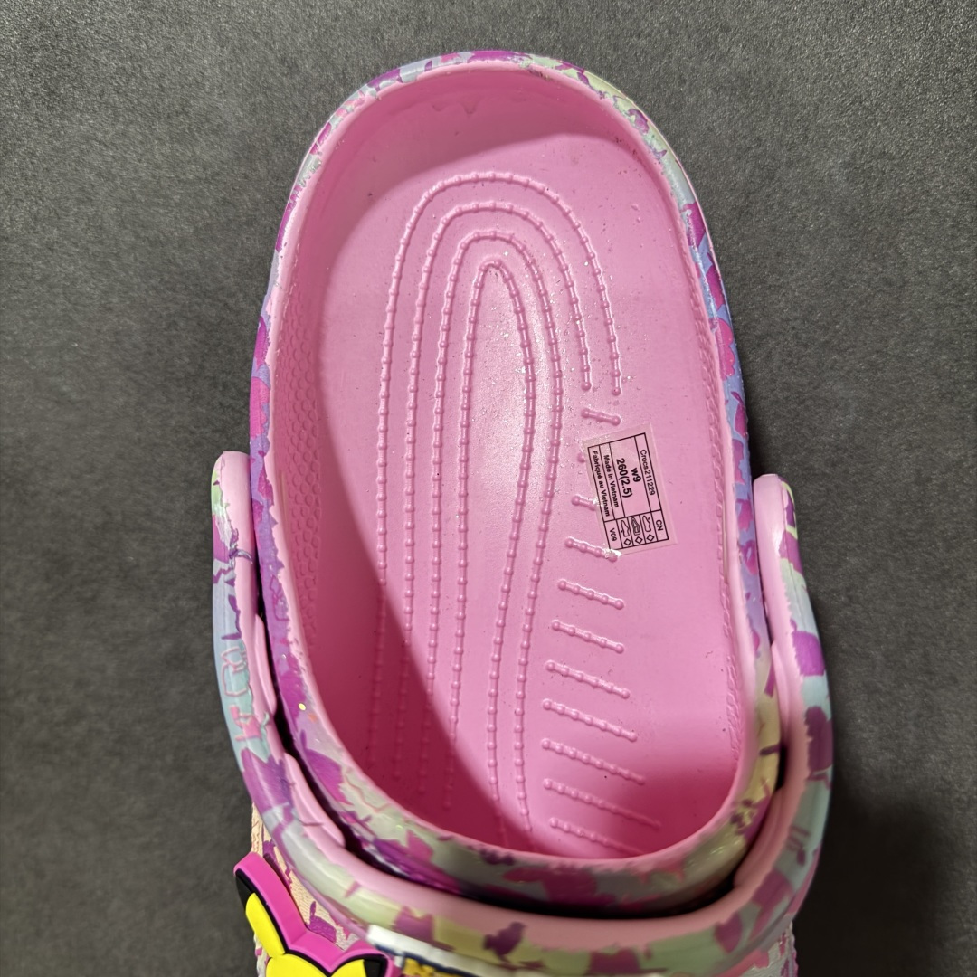 【韩国订单】Crocs 卡骆驰 Clog 明星印花款 两用沙滩洞洞鞋 凉鞋拖鞋 全新莞产高端品质鞋底可增