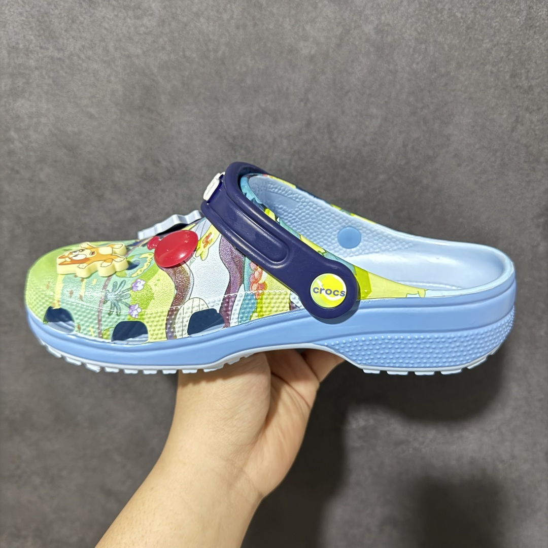 【韩国订单】Crocs 卡骆驰 Clog 明星印花款 两用沙滩洞洞鞋 凉鞋拖鞋 全新莞产高端品质鞋底可增