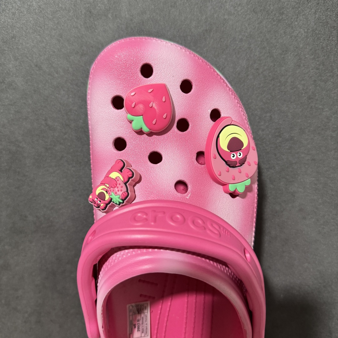 【韩国订单】Crocs 卡骆驰 Clog 明星印花款 两用沙滩洞洞鞋 凉鞋拖鞋 全新莞产高端品质鞋底可增
