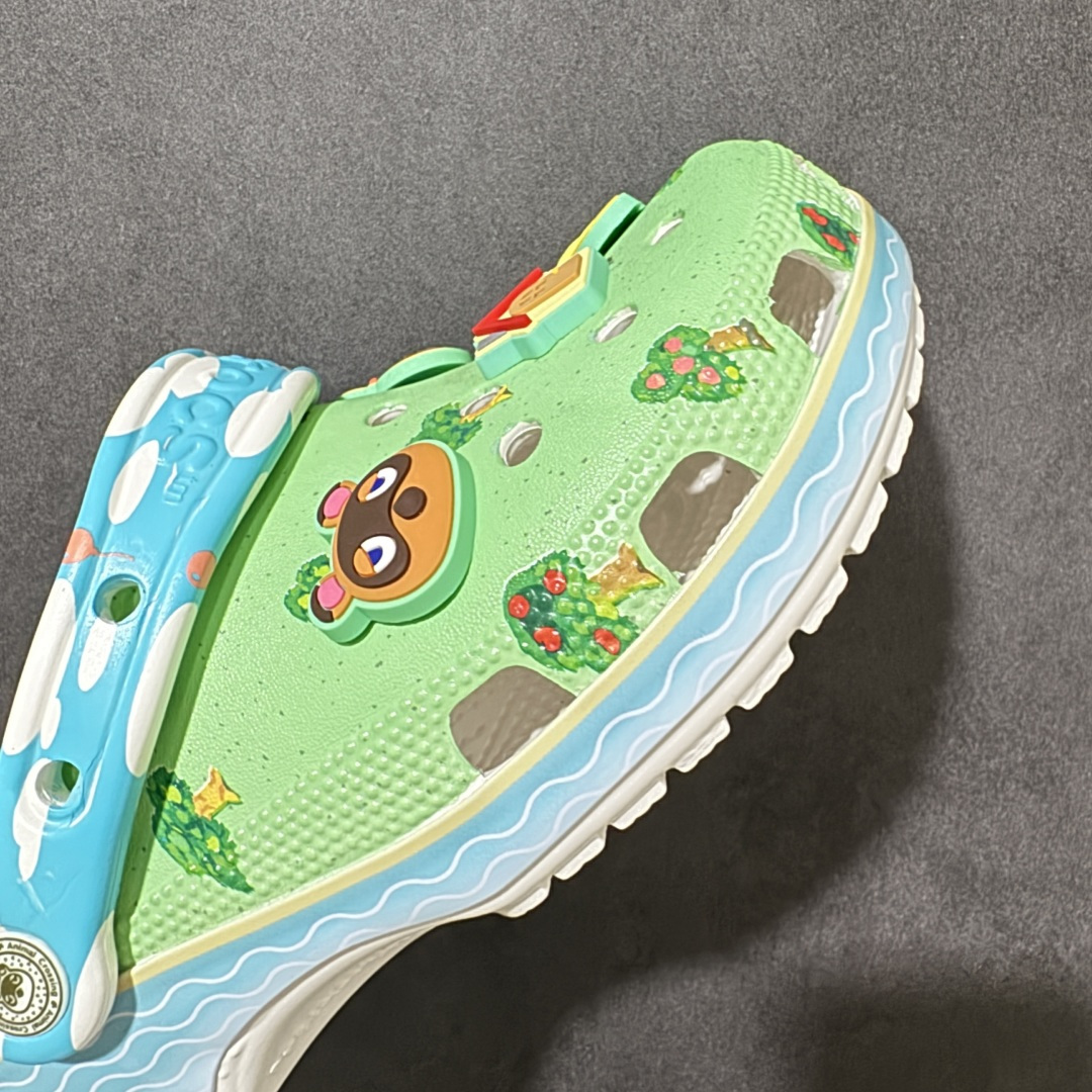 【韩国订单】Crocs 卡骆驰 Clog 明星印花款 两用沙滩洞洞鞋 凉鞋拖鞋 全新莞产高端品质鞋底可增