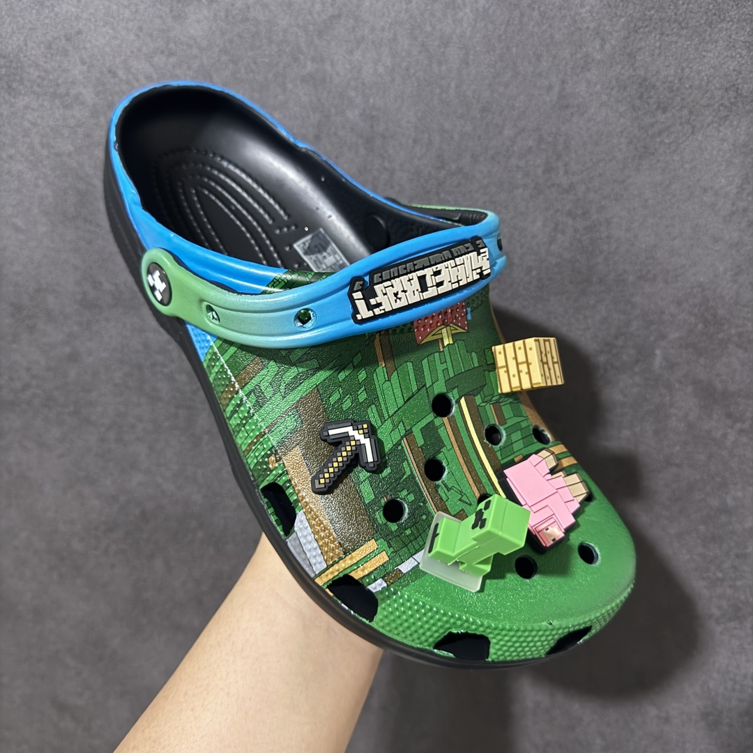 【韩国订单】Crocs 卡骆驰 Clog 明星印花款 两用沙滩洞洞鞋 凉鞋拖鞋 全新莞产高端品质鞋底可增