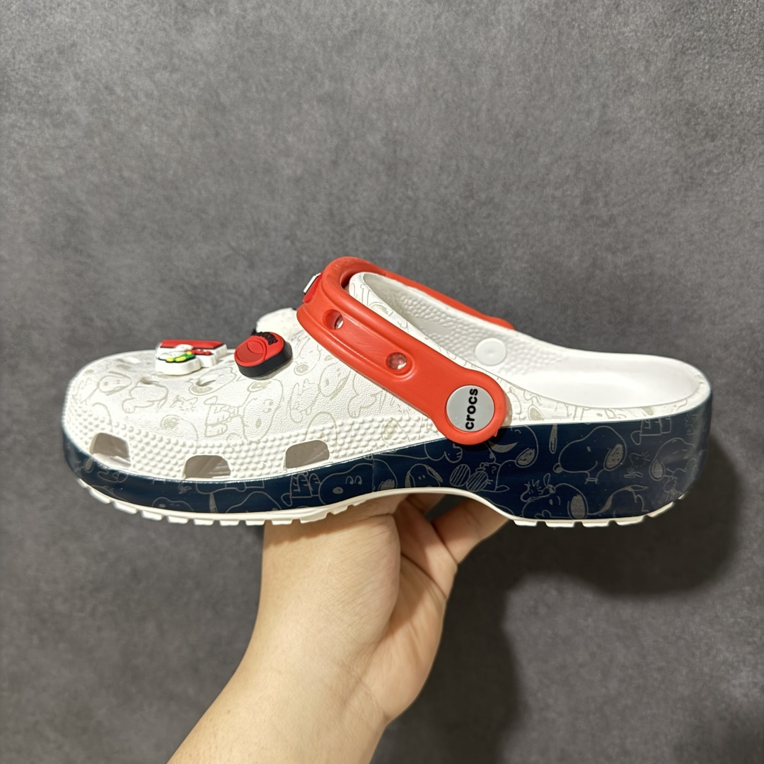 【韩国订单】Crocs 卡骆驰 Clog 明星印花款 两用沙滩洞洞鞋 凉鞋拖鞋 全新莞产高端品质鞋底可增
