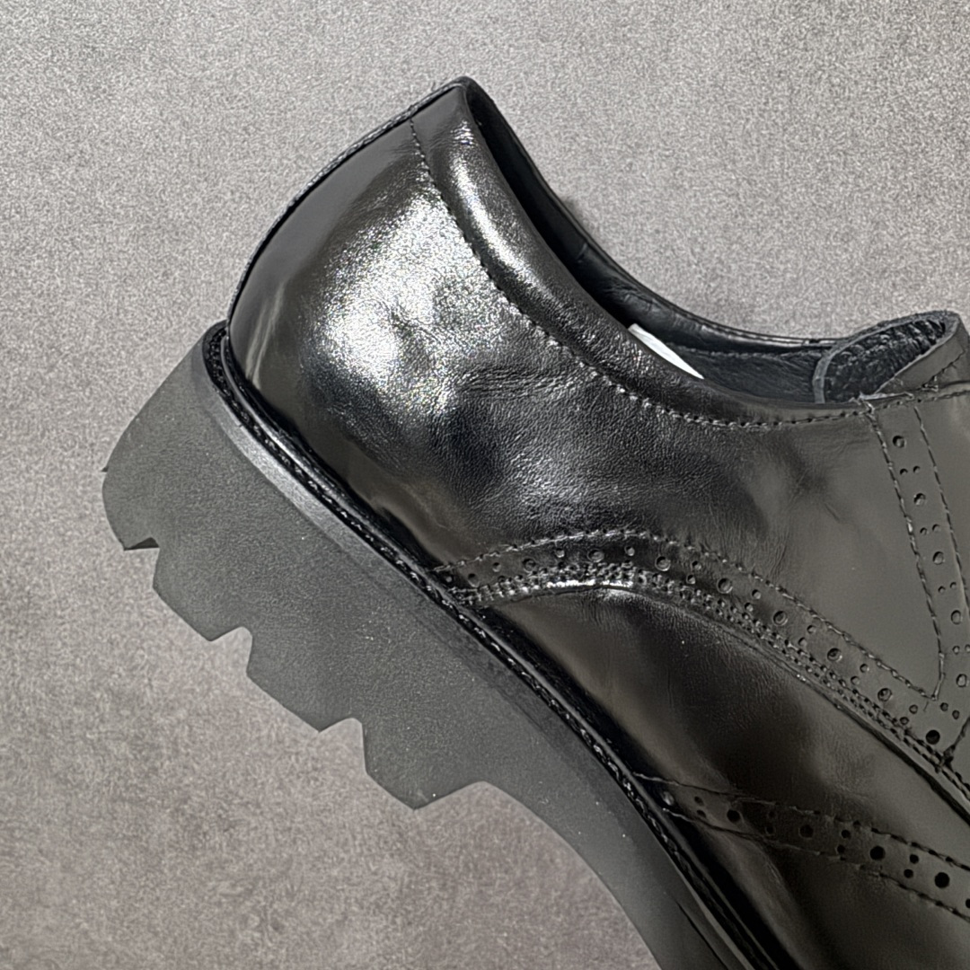 ECCO爱步圆头雕花皮鞋 真皮布洛克皮鞋商务鞋男款 德比鞋 都市伦敦系列 甄选优质皮革搭配柔软的纺织衬里