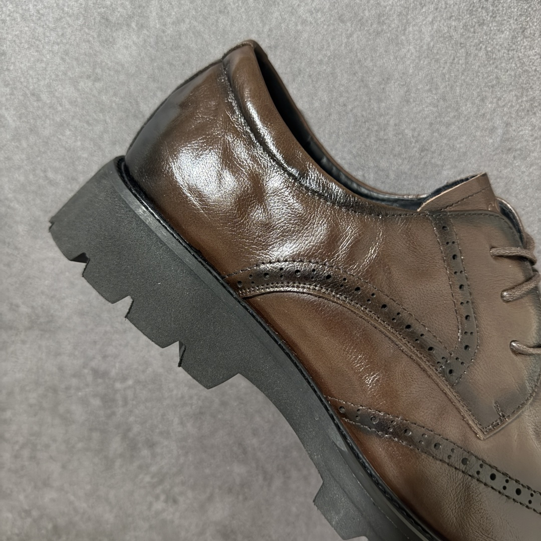 ECCO爱步圆头雕花皮鞋 真皮布洛克皮鞋商务鞋男款 德比鞋 都市伦敦系列 甄选优质皮革搭配柔软的纺织衬里