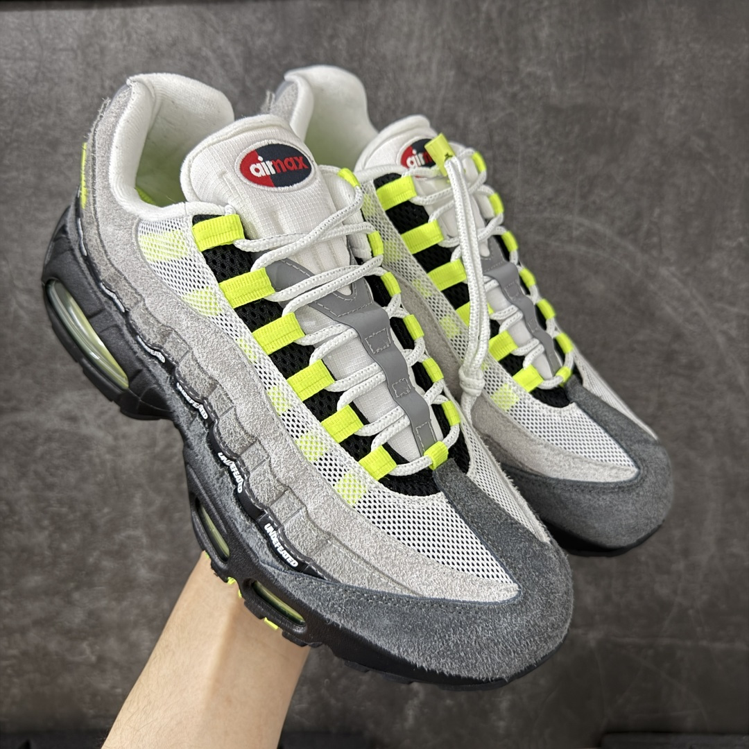 UNDEFEATED x Nike Air Max 95 OG Big Bubble 灰绿色气垫跑鞋货号