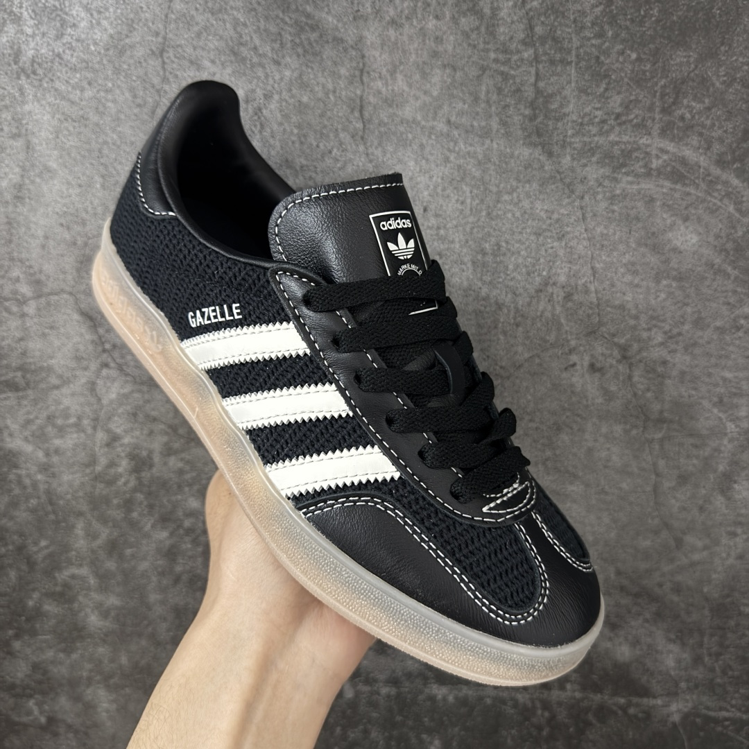 AD Gazelle Indoor Trainers 羚羊内训系列低帮复古百搭休闲运动德训风板鞋 黑白针