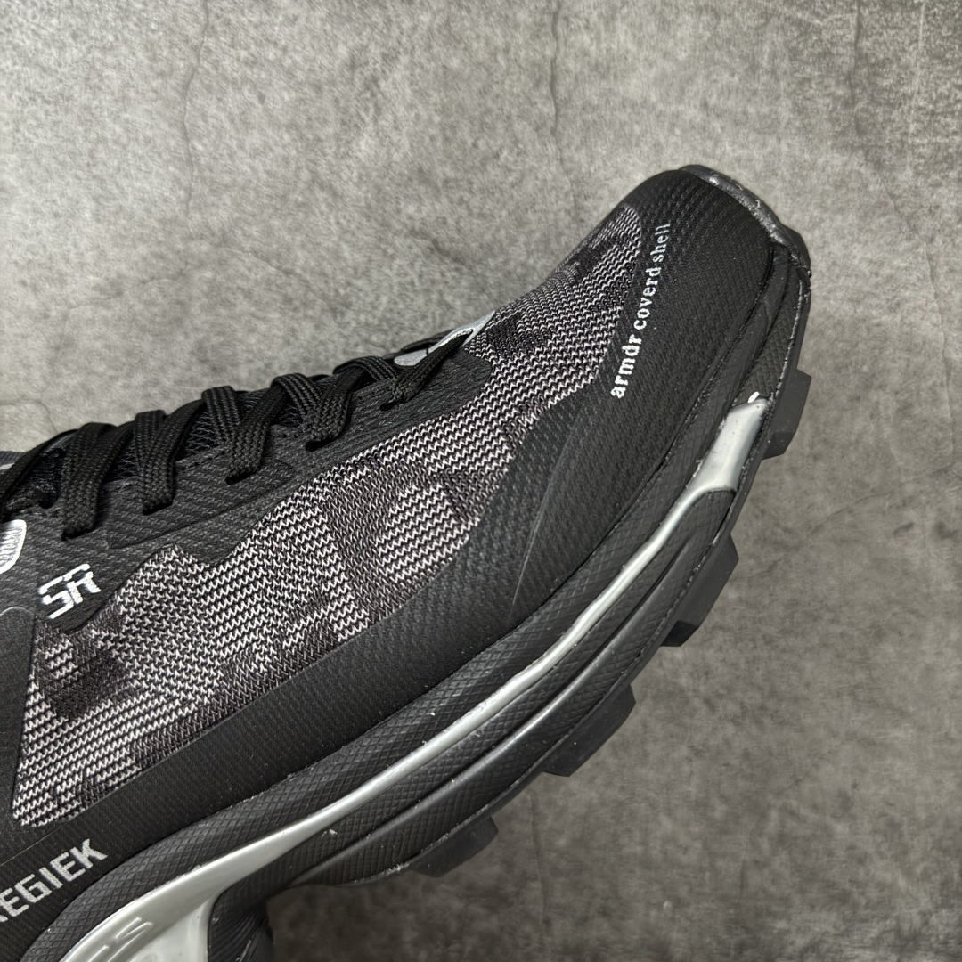 英国重工户外品牌 Sregiek 史雷杰克 登山鞋 舒适简约经典登山 防滑耐磨防水 低帮 徒步鞋 鞋面材