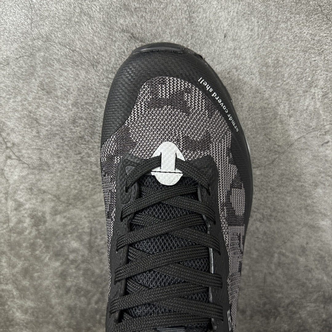 英国重工户外品牌 Sregiek 史雷杰克 登山鞋 舒适简约经典登山 防滑耐磨防水 低帮 徒步鞋 鞋面材