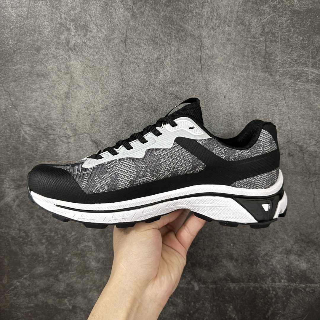 英国重工户外品牌 Sregiek 史雷杰克 登山鞋 舒适简约经典登山 防滑耐磨防水 低帮 徒步鞋 鞋面材