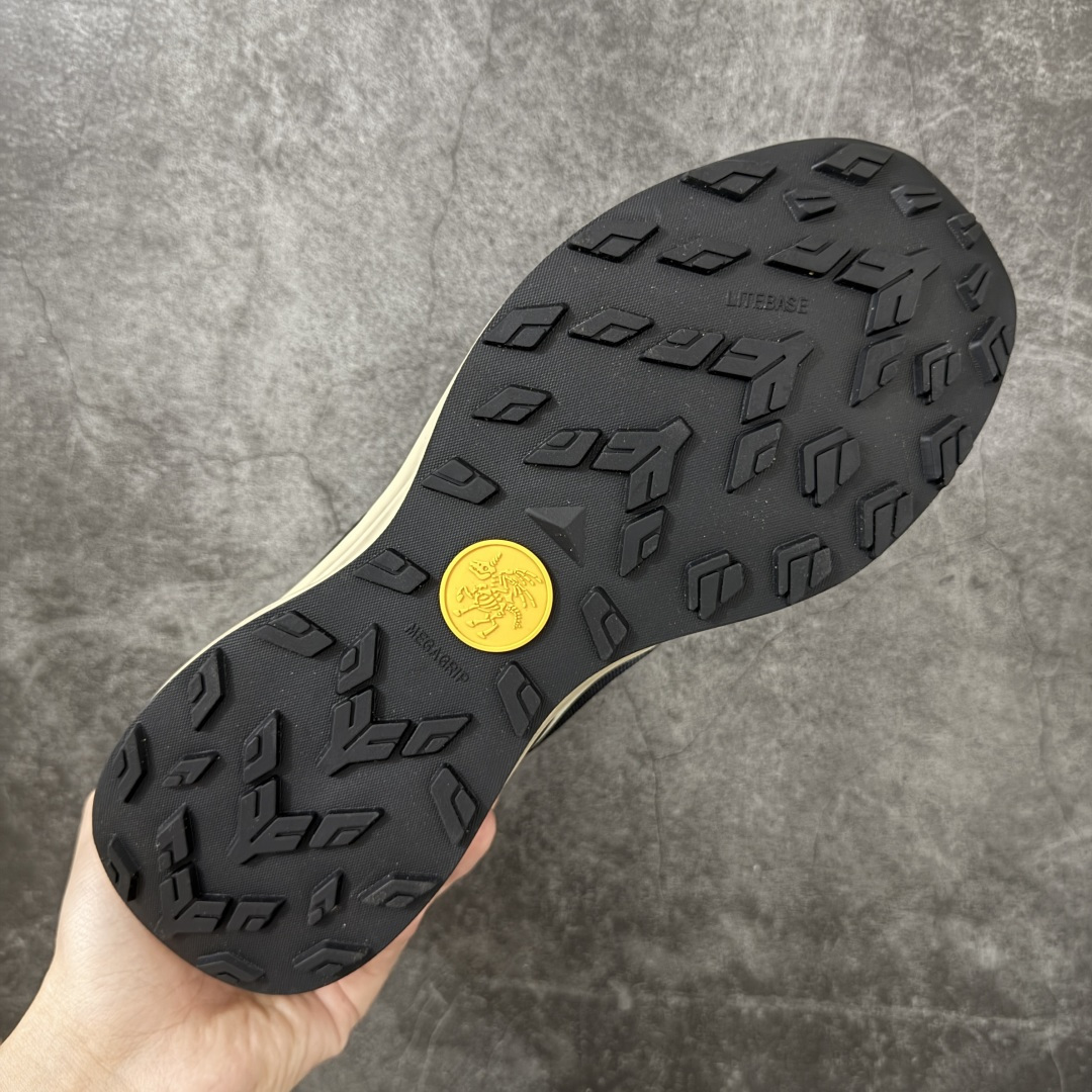 英国重工户外品牌 Sregiek 史雷杰克 登山鞋 舒适简约经典登山 防滑耐磨防水 低帮 徒步鞋 鞋面材