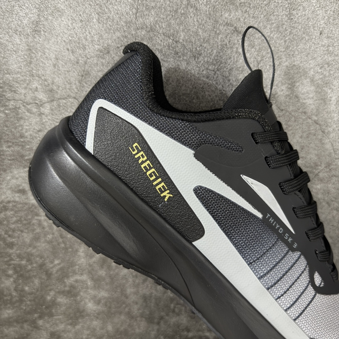 英国重工户外品牌 Sregiek 史雷杰克 登山鞋 舒适简约经典登山 防滑耐磨防水 低帮 徒步鞋 鞋面材