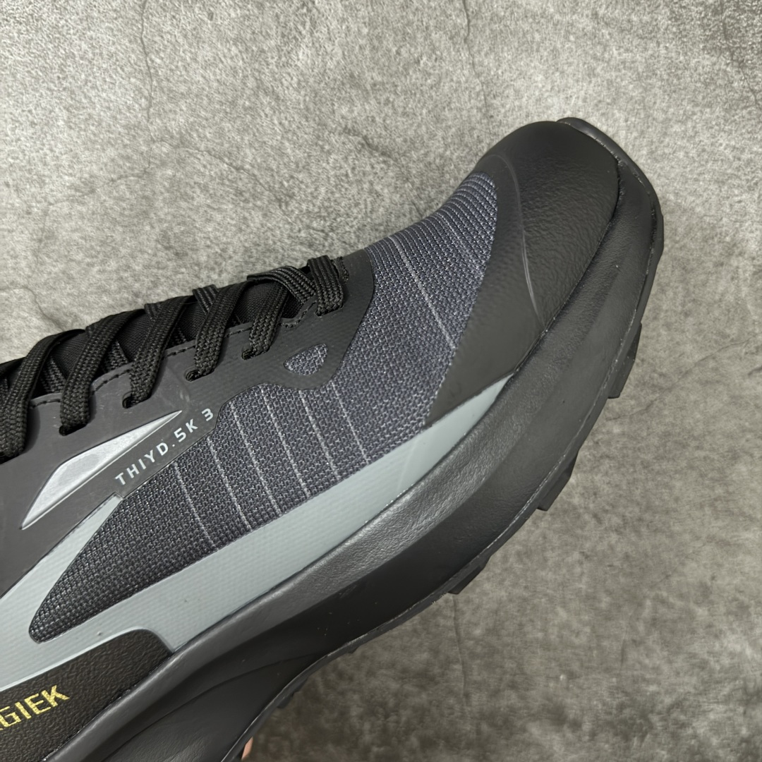 英国重工户外品牌 Sregiek 史雷杰克 登山鞋 舒适简约经典登山 防滑耐磨防水 低帮 徒步鞋 鞋面材