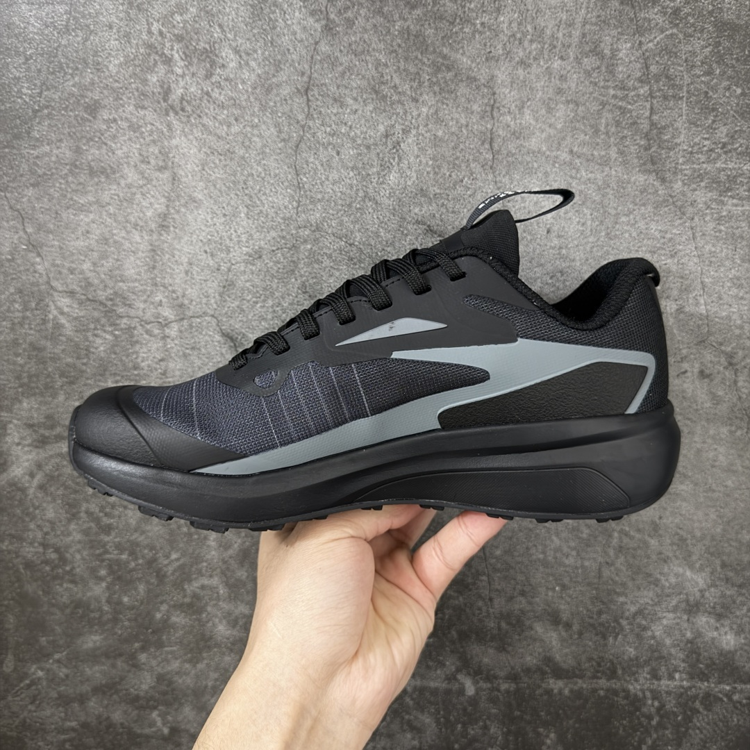 英国重工户外品牌 Sregiek 史雷杰克 登山鞋 舒适简约经典登山 防滑耐磨防水 低帮 徒步鞋 鞋面材