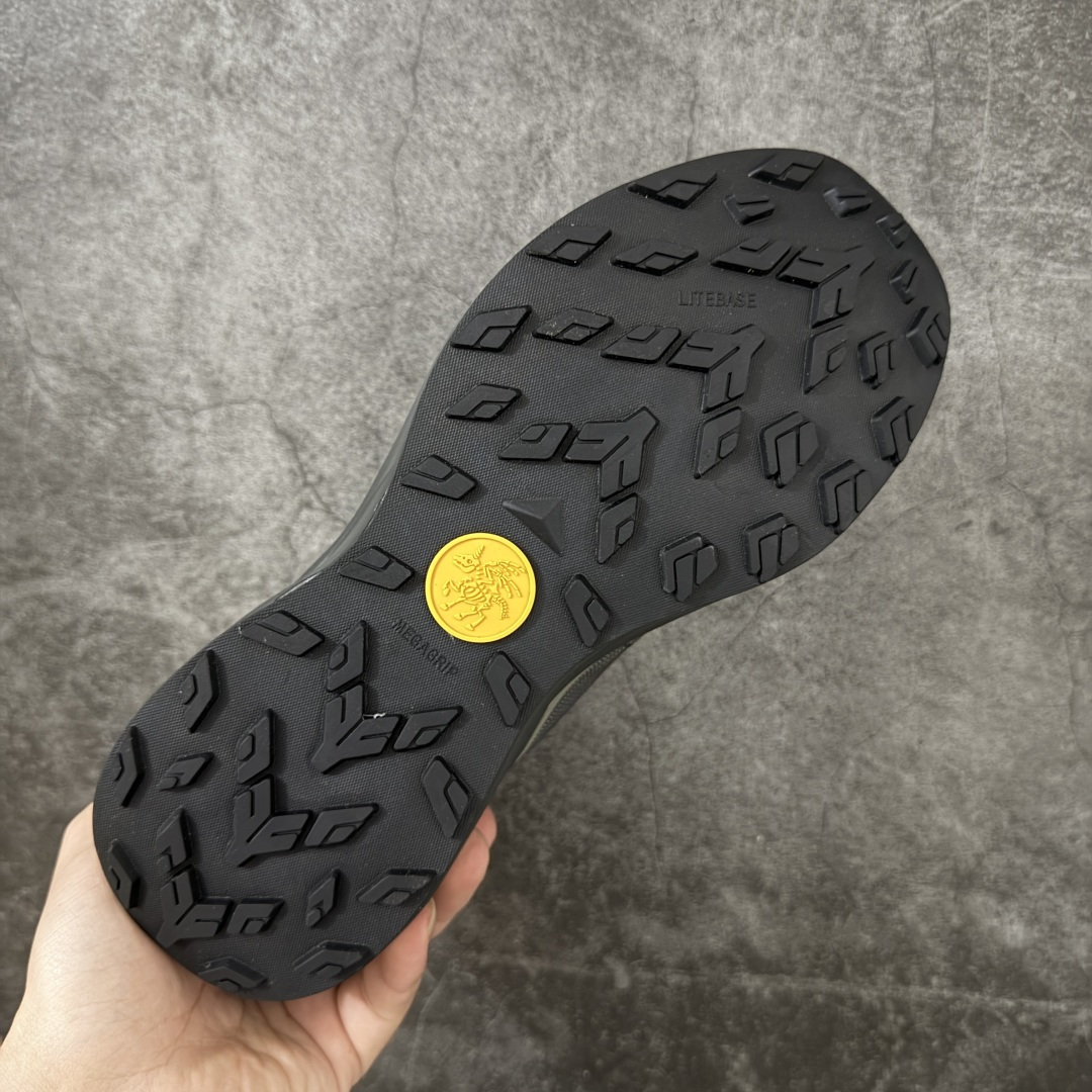 英国重工户外品牌 Sregiek 史雷杰克 登山鞋 舒适简约经典登山 防滑耐磨防水 低帮 徒步鞋 鞋面材