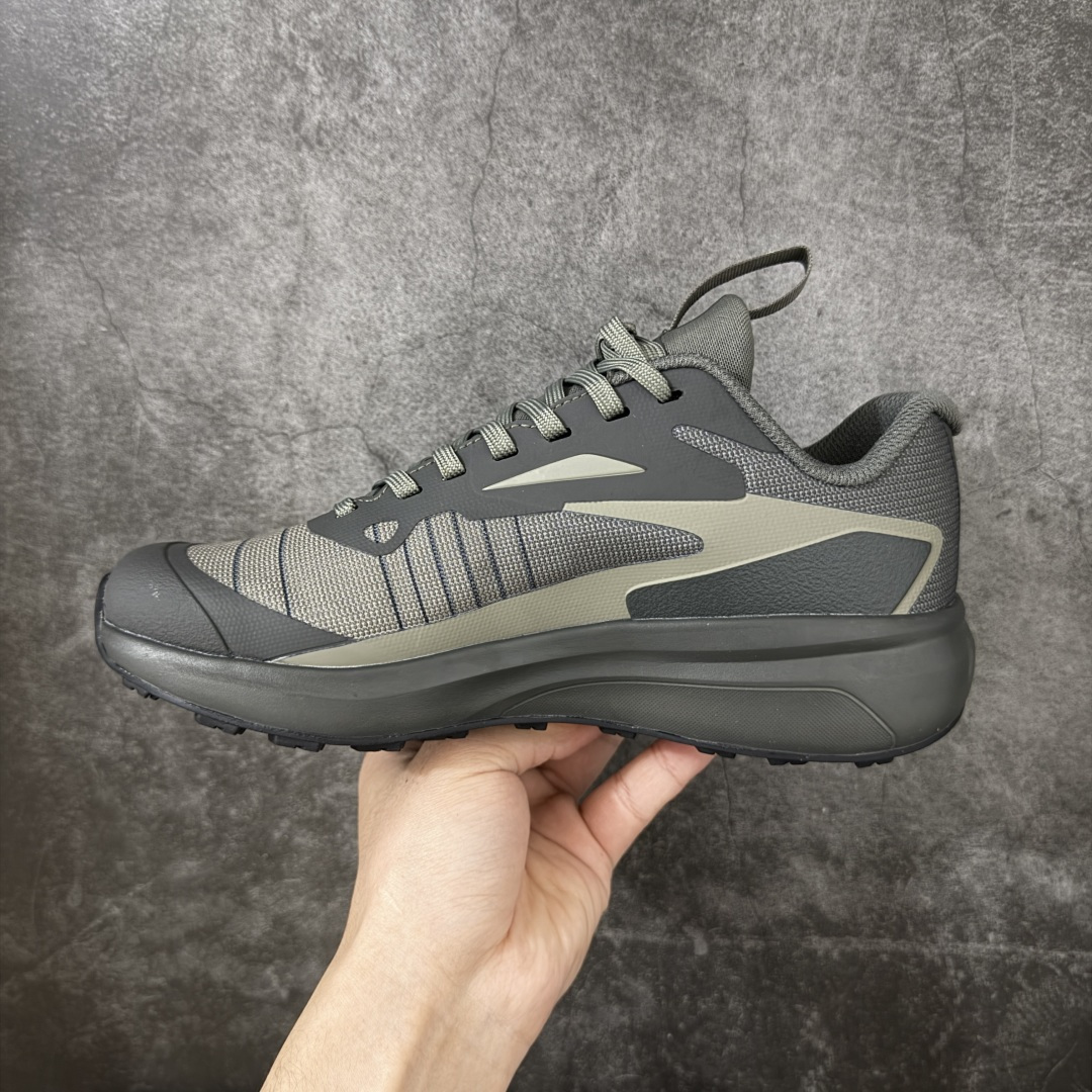 英国重工户外品牌 Sregiek 史雷杰克 登山鞋 舒适简约经典登山 防滑耐磨防水 低帮 徒步鞋 鞋面材