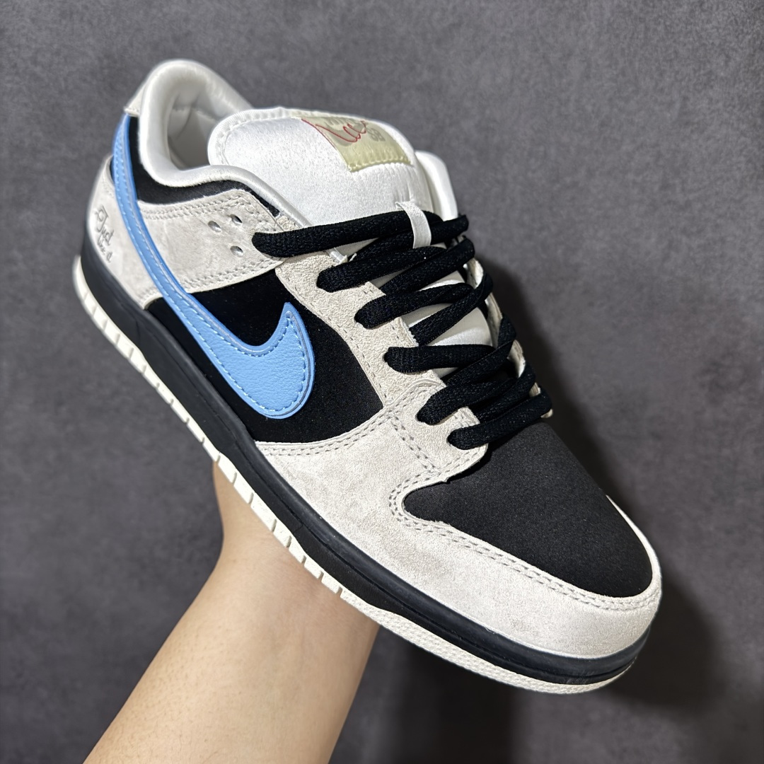 Nike SB Dunk Low SB低帮休闲板鞋 FZ5645-100尺码：36 36.5 37.5 