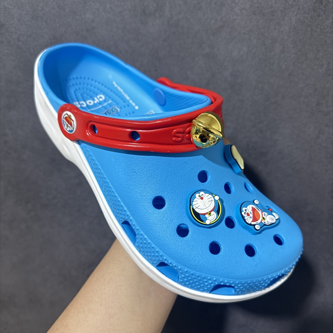 图片[3]-【韩国订单】Crocs 卡骆驰 Clog 明星印花款 两用沙滩洞洞鞋 凉鞋拖鞋 全新莞产高端品质 鞋底可增高2CM 鞋面更加耐用易清洗 该鞋款轻盈舒适 尺码：M4（36-37）M5（37-38）M6（38-39）M7(39-40）M8（41-42）M9（42-43）M10（43-44）M11（45-46）-选品中心