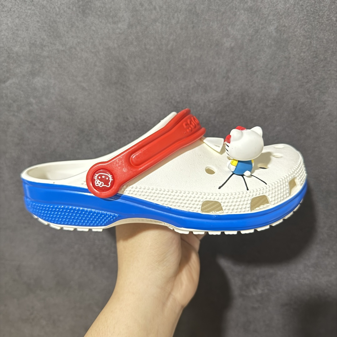 【韩国订单】Crocs 卡骆驰 Clog 明星印花款 两用沙滩洞洞鞋 凉鞋拖鞋 全新莞产高端品质 鞋底可增高2CM 鞋面更加耐用易清洗 该鞋款轻盈舒适 尺码：M4（36-37）M5（37-38）M6（38-39）M7(39-40）M8（41-42）M9（42-43）M10（43-44）M11（45-46）-选品中心
