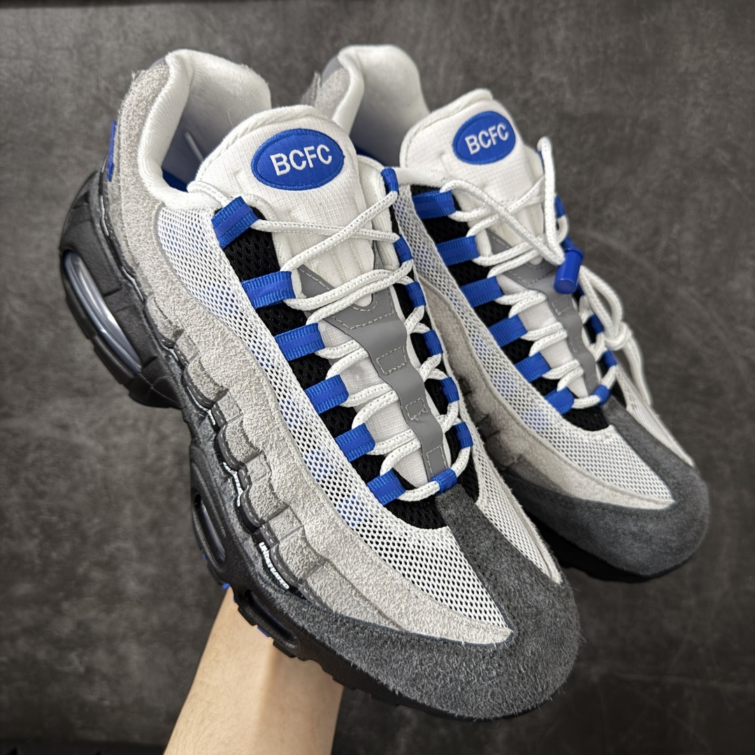 UNDEFEATED x Nike Air Max 95 OG Big Bubble 灰蓝色气垫跑鞋货号