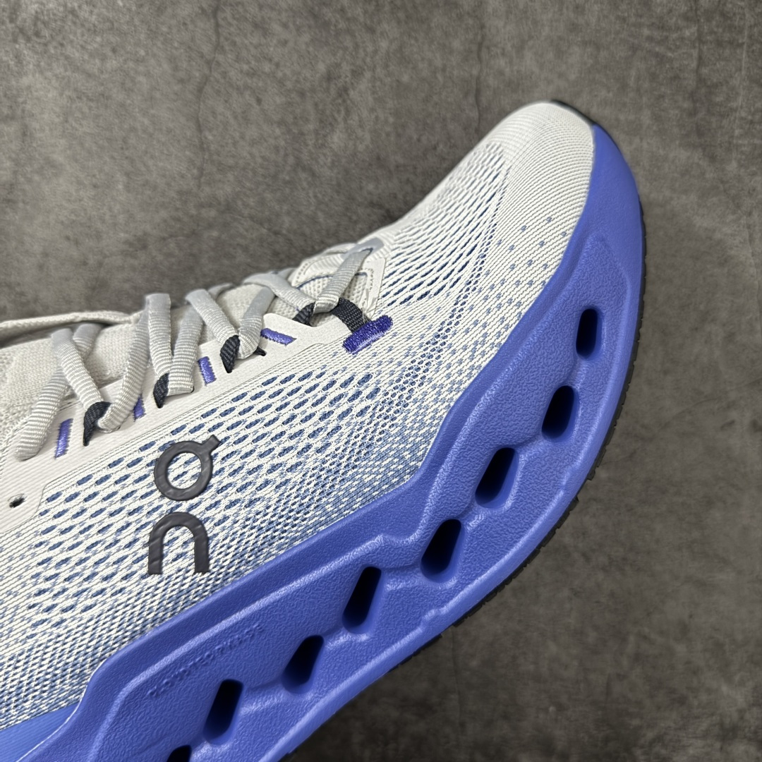 昂跑On Cloudsurfer Max 纯原版本 特别推荐 做工版型材质非常到位原数据开发纸版楦型采用