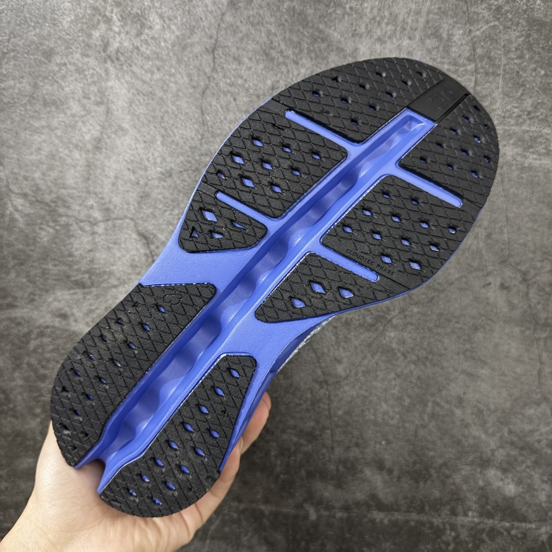 昂跑On Cloudsurfer Max 纯原版本 特别推荐 做工版型材质非常到位原数据开发纸版楦型采用