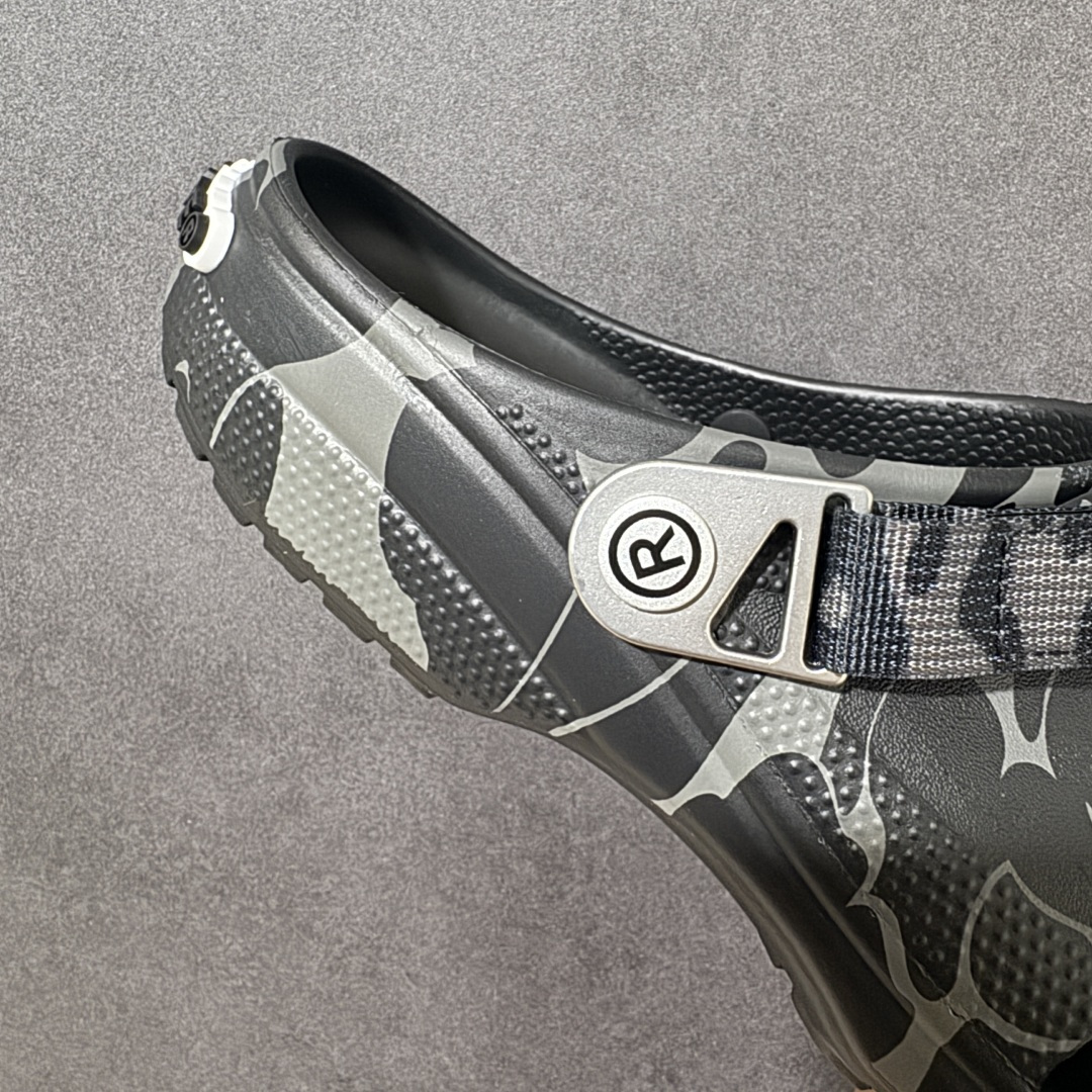 图片[7]-【莞产原厂版】BAPE x Crocs卡骆驰 洞洞鞋联名4色 东莞原厂出品，拼标过验！ 欢迎对比，顶级品质区别市面通货！ 同步官方尺码： M4=36-37（22CM） M5=37-38（23CM） M6=38-39（24CM） M7=39-40 (25CM) M8=40-41 (26CM) M9=42-43（27CM） M10=43-44（28CM） M11=45-46 （29CM）-选品中心