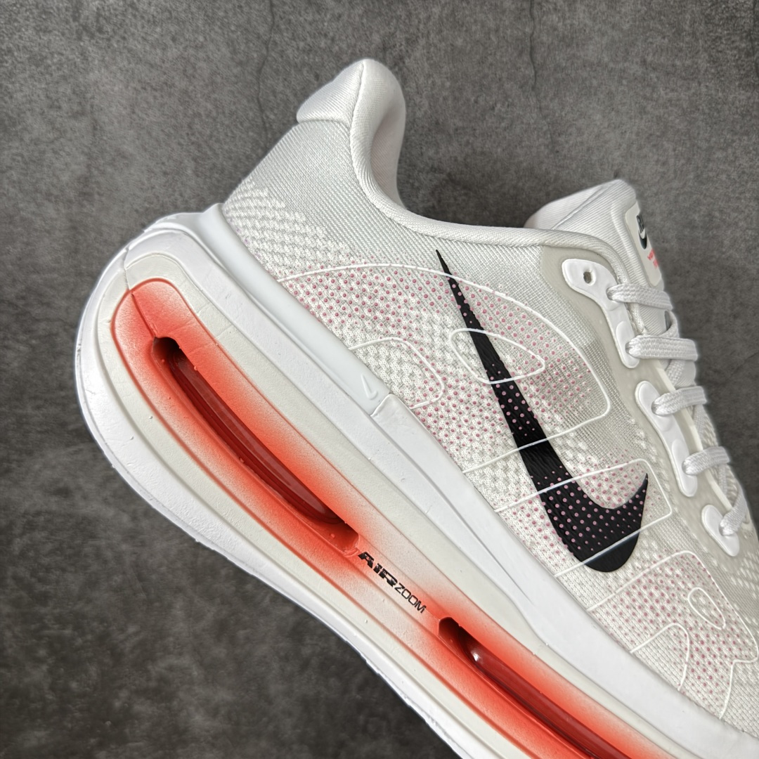 图片[7]-【公司级】Nike VOMERO PREMIUM 耐克 舒适减震防滑 低帮跑步鞋 全掌ReactX泡绵中底 前掌和后跟还配备了Air Zoom气垫单元 据说跑起来更快更舒适哦 这次最大的升级点 首次引入了ReactX泡绵 货号：HQ2050-103 尺码：36 36.5 37.5 38 38.5 39 40 40.5 41 42 42.5 43 44 45 46-选品中心