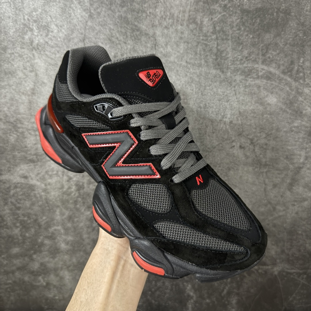 图片[3]-【纯原版】 New Balance NB9060 联名款 复古休闲运动慢跑鞋 GC9060JR 全套原楦原纸板原厂数据开发 进口三明治网面 原装进口翻毛皮料正确绒感卡色 正确中底拉帮中底网布细节 原厂标裁 带紫光防伪 定制后跟透明水晶模块 冲裁组合 大底贴合程度胶水上色把控完美 整洁度挑战全网艺术家 多道序QC把关品质完善 匠心打造 耗时两个月开发完成 工艺极其复杂难度可想而知 新开独立私模大底 全网唯一正确六层组合大底 高端零售专供产物 尺码：36 37 37.5 38 38.5 39 40 40.5 41 42 42.5 43 44 45 46.5-选品中心