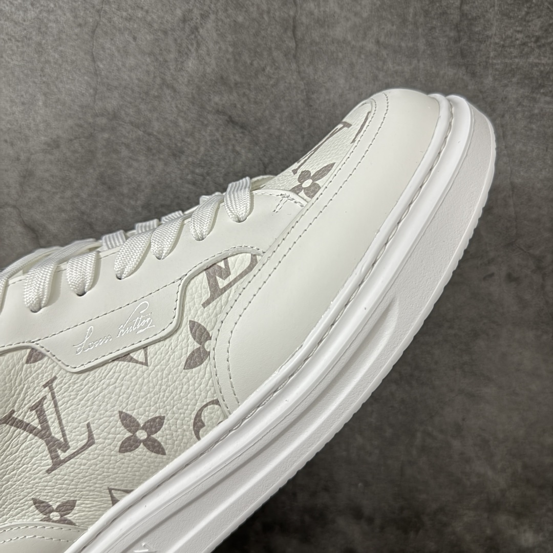 图片[6]-【广东纯原版】广奢高端货 现货终端供应 Louis Vuitton LV路易威登 小白鞋系列 乘风破浪的姐姐争先种草款 刘耀文同款 舒适透明底和百搭性霸屏整个时尚娱乐圈 正品1：1套楦复刻，细节调整完美主义 鞋面采用专柜ZP一致的进口丝绸头层牛皮 独家开模TPR大底， 侧边3D打印 台湾进口小牛皮挂皮内里 配带正品全套 得物礼盒包装 Virgil Abloh亲自操刀设计 尺码：39-45-选品中心