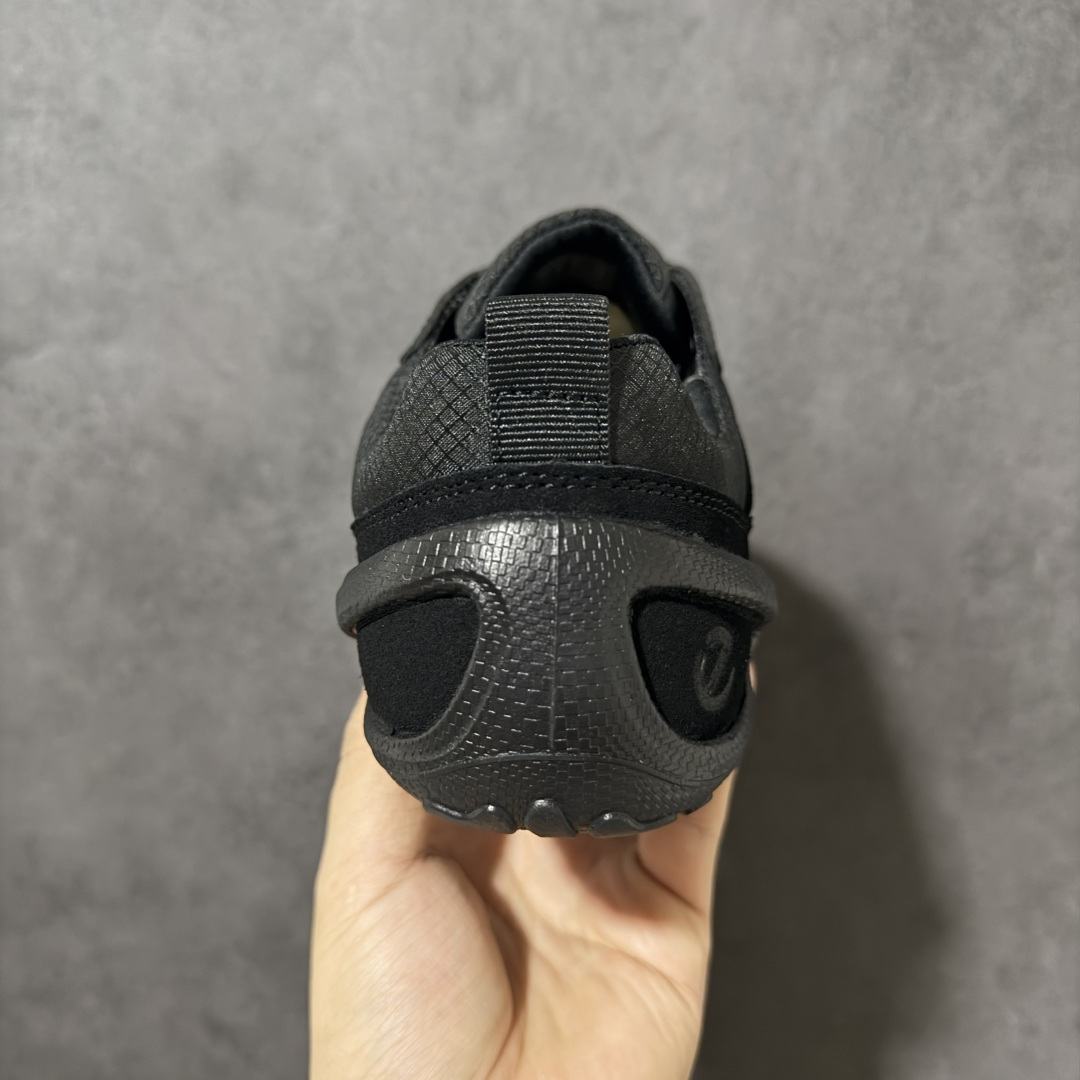 ecco爱步 BIOM LITE W 25秋舒适百搭时尚气质 低帮 生活休闲鞋 男款 黑色搭配多种材质拼