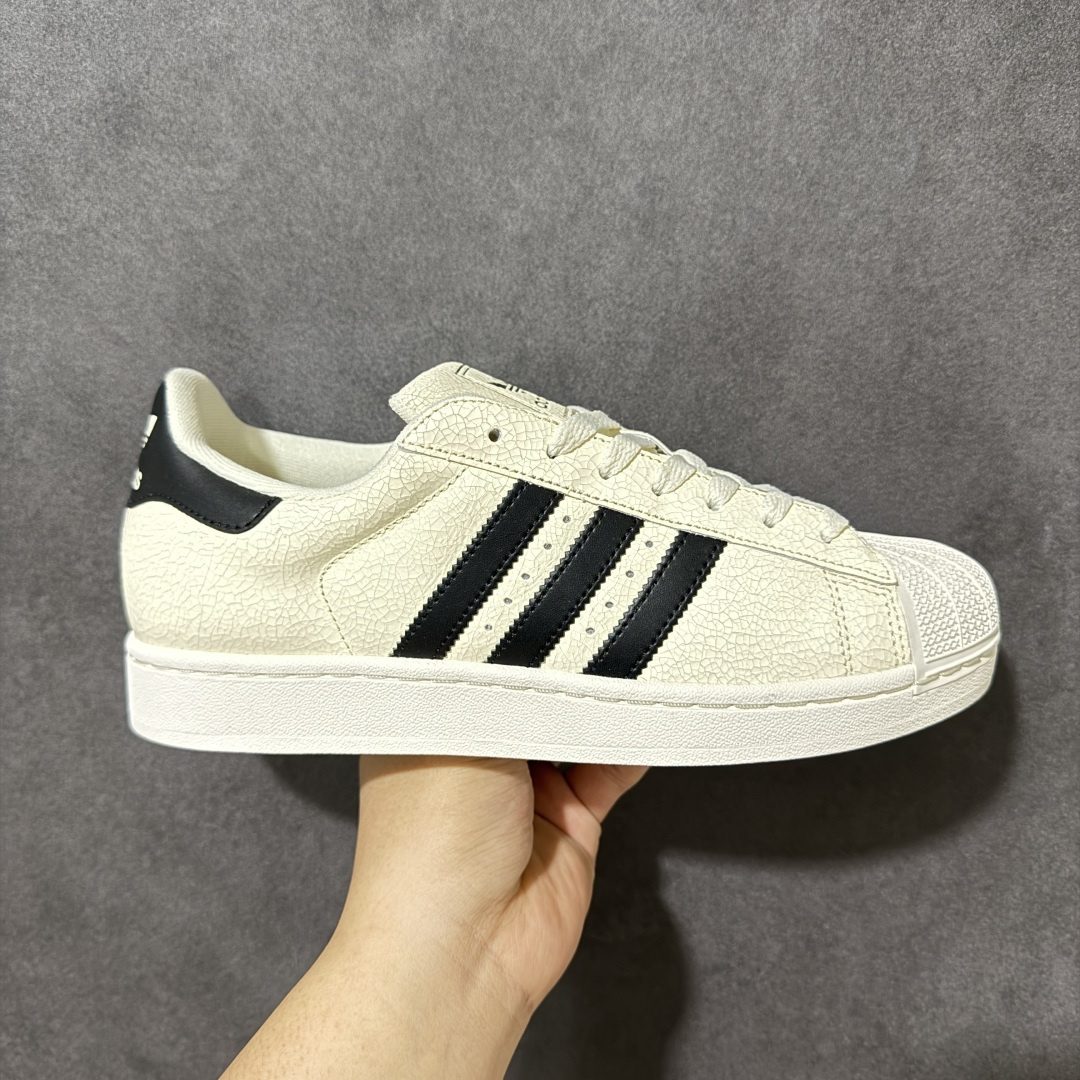 【H11纯原】Adidas Originals Superstar 阿迪达斯 三叶草 贝壳头系列 低帮经典百搭休闲运动板鞋 货号：JS4013 尺码：35.5 36 36.5 37 38 38.5 39 40 40.5 41 42 42.5 43 44 45.5 编码：H1B240250-选品中心