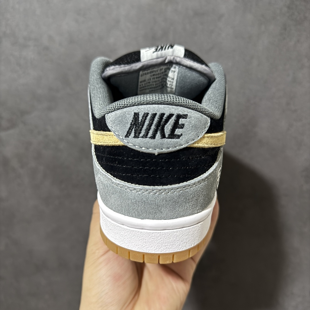 图片[4]-【公司级】耐克Nike SB Dunk Low扣篮系列低帮休闲运动滑板板鞋采用软质牛剖皮鞋面材质#正确后跟反口里弧度#原厂中底布正确印刷#鞋垫嵌入缓震乳胶+Sole真气垫装置#原比值开发耐磨橡胶大底❗ 货号：BQ6817-204 尺码：36 36.5 37.5 38 38.5 39 40 40.5 41 42 42.5 43 44 44.5 45 46-选品中心