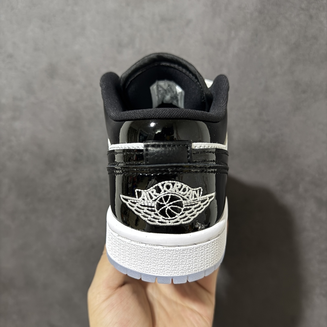 图片[3]-【H11纯原】Nike Air Jordan 1 Low SE AJ1 乔一 舒适贴合 防滑耐磨 低帮 复古篮球鞋 货号：DV1309-100 尺码：35.5 36 36.5 37.5 38 38.5 39 40 40.5 41 42 42.5 43 44 45 46 47.5 #H11顶级纯原 纯原外贸平台特供订单 #全套原纸板楦头开发 #原厂特供材料配套加持 #确保原汁原味 完美呈现版型 #原档数据独家私模大底 #男女鞋同步官方开发至48.5 #原装进口轻量化鞋垫 #进口港宝加持 后跟自然饱满 还原公司包裹性 #鞋面采用原装数据贴合技术 #全方位贴合包裹脚型 #鞋跟部鞋底牵引设计 #提供强大的抓地性能 #更适应不同实战场地路面-选品中心