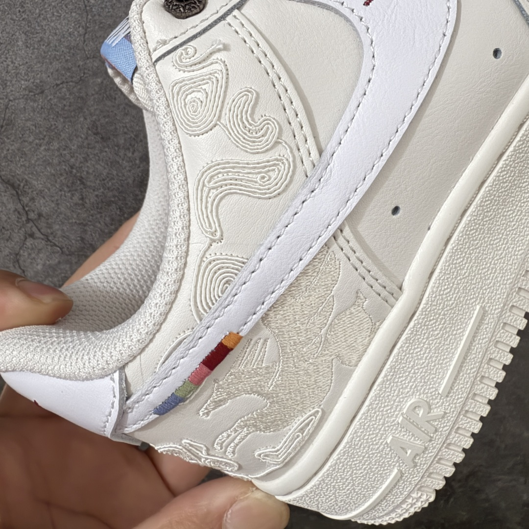 图片[3]-【CS纯原版本】Nike Air Force 1\’07 Low 马年限定 空军一号低帮休闲板鞋 IQ1119-011  纯原原厂皮料 原版品质 专柜特供 原楦头原纸板 定制五金配件 内置全掌气垫 原厂鞋底   尺码：36 36.5 37.5 38 38.5 39 40 40.5 41 42 42.5 43 44 44.5 45 46-选品中心