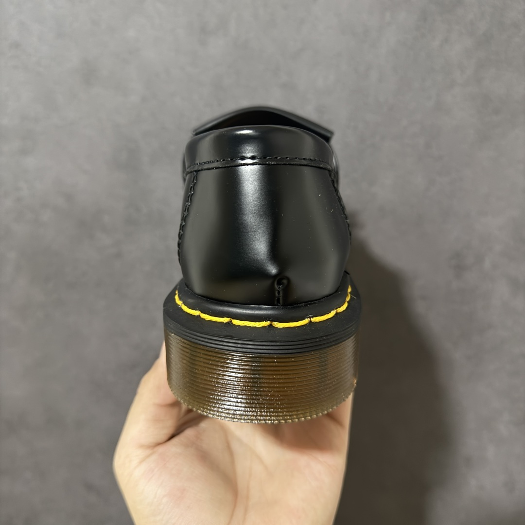 图片[4]-【公司级】Dr.martens马汀博士 Martens 1046 Smooth Leather Platform系列松糕高帮英伦骑士朋克复古机车厚底粗跟 马丁靴 采用硬质牛培开边珠牛培皮打造鞋面 厚实耐磨PVC原厂透明水晶橡胶大底 原版一致空胶工艺 真实大底拉帮线锁底 货号：R11822202 尺码：39-45无半码-选品中心