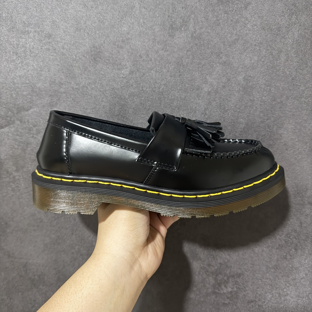 【公司级】Dr.martens马汀博士 Martens 1046 Smooth Leather Platform系列松糕高帮英伦骑士朋克复古机车厚底粗跟 马丁靴 采用硬质牛培开边珠牛培皮打造鞋面 厚实耐磨PVC原厂透明水晶橡胶大底 原版一致空胶工艺 真实大底拉帮线锁底 货号：R11822202 尺码：39-45无半码-选品中心