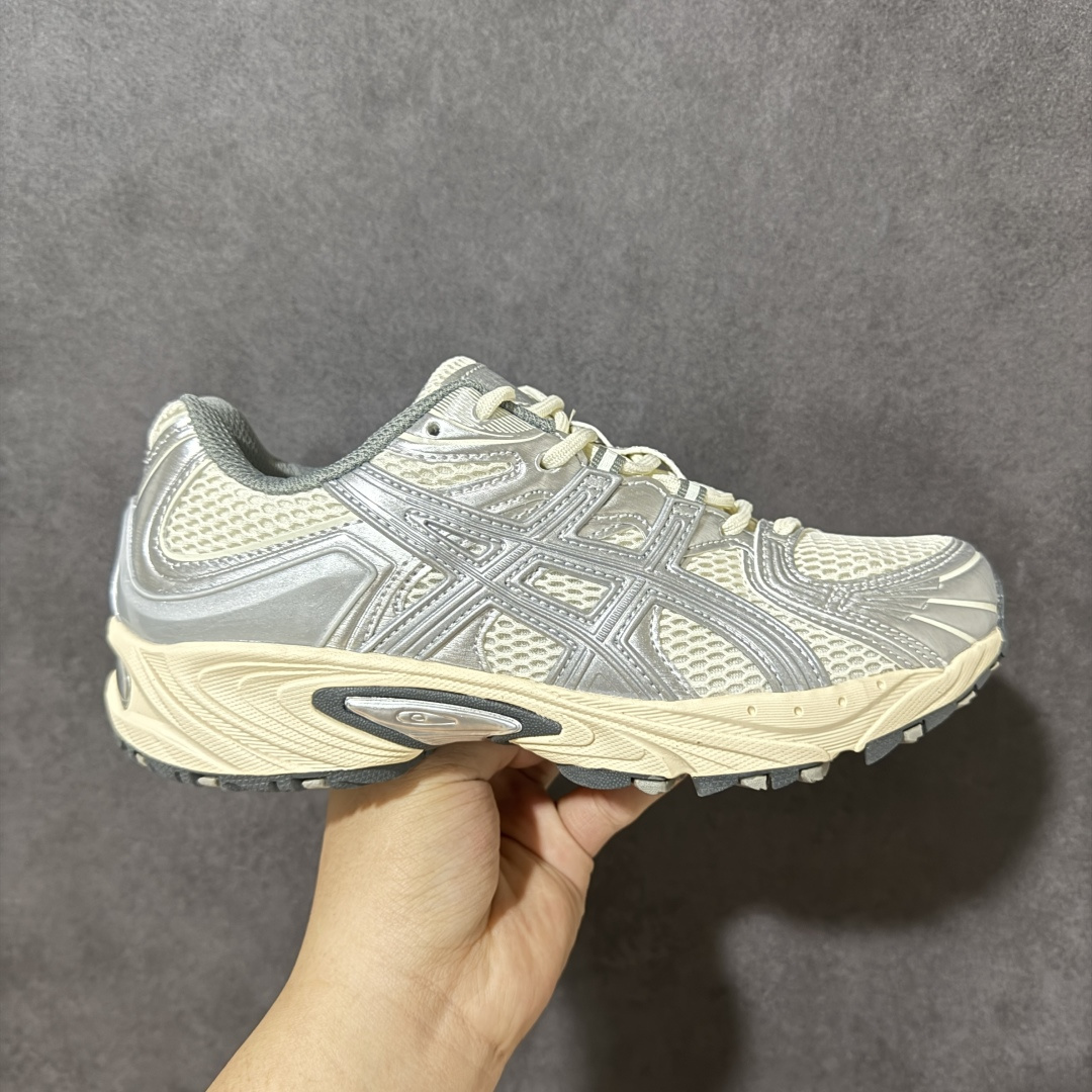 【公司级】Asics Gel-Kahana TR Nexus 亚瑟士复古潮流休闲运动鞋 鞋款外观设计上延续延续了KAHANA TR系列鞋型，工程网布鞋面，舒适透气 加固杯状结构后跟稳定系统，锁定足踝 轻量缓震中底，提供可靠的稳定支撑 创新性越野耳齿大底，提供多向抓地力 货号：1203A872-101 尺码：36-45带半码-选品中心