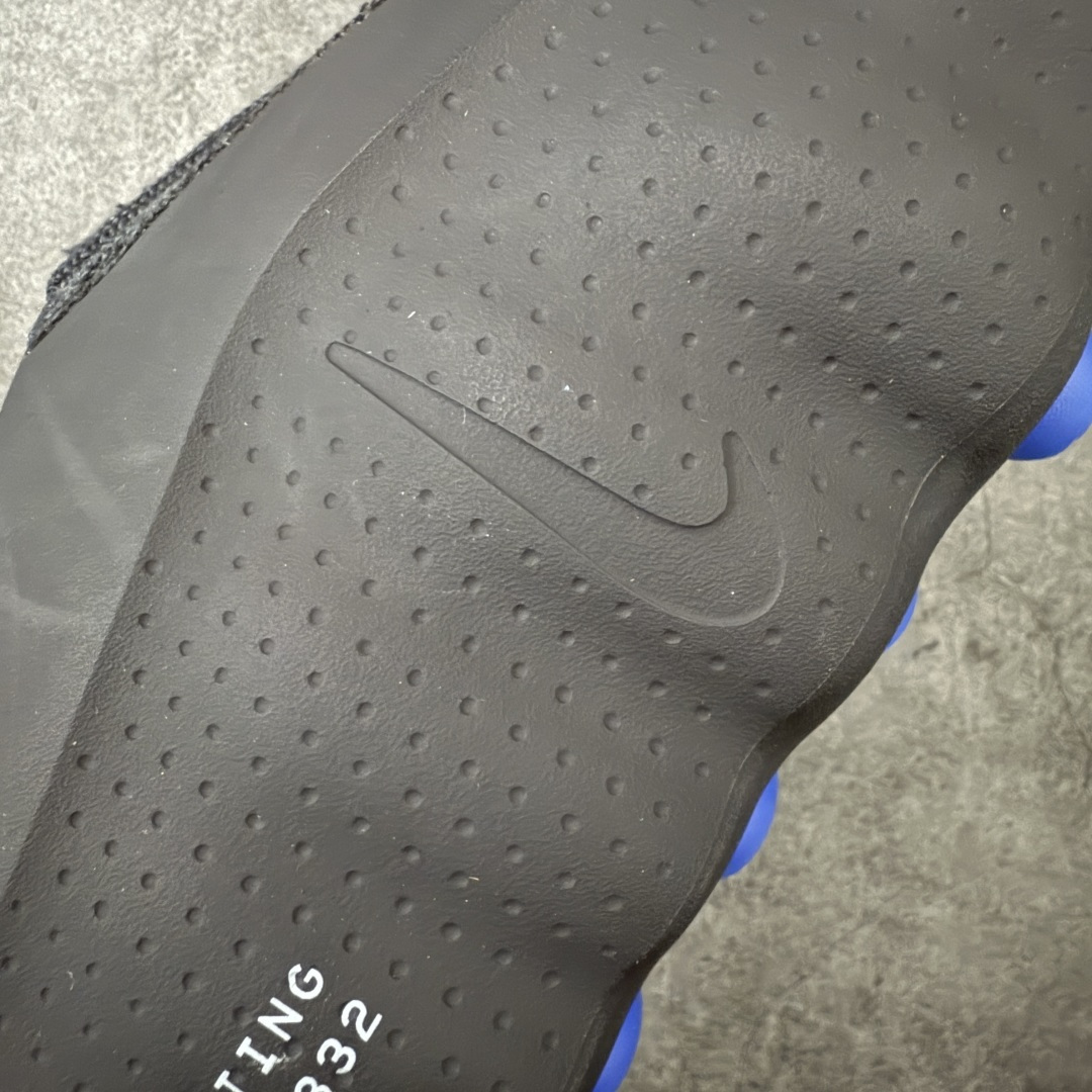 图片[4]-【PK纯原】Nike Mind 001 神经科学足底按摩包头拖鞋Nike × Fragment Design Mind 001 藤原浩闪电⚡️联名 同源ZP原材 匠心打造 🔹原厂MD一体发泡大底：全套原模开版，渐变雾面哑光喷漆，柔软回弹和ZP完全一致。 🔹22颗独立PEBAX泡棉按摩底：黑科技活塞式按摩脚感，踩下去的Q弹感和ZP无差。 🔹正确组合大底：鞋头前后跟橡胶贴片，耐磨防滑，细节还原到每一处。 🔹高还原细节：TPU电镀银Swoosh、针织透气鞋舌、高弹原鞋垫，清洁度拉满。 货号： IQ8502-001 尺码：36 36.5 37.5 38 38.5 39 40 40.5 41 42 42.5 43 44 44.5 45 46 47.5 48.5 ⚠️尺码提示：偏小一码，建议拍大一码，脚感更舒适。-选品中心