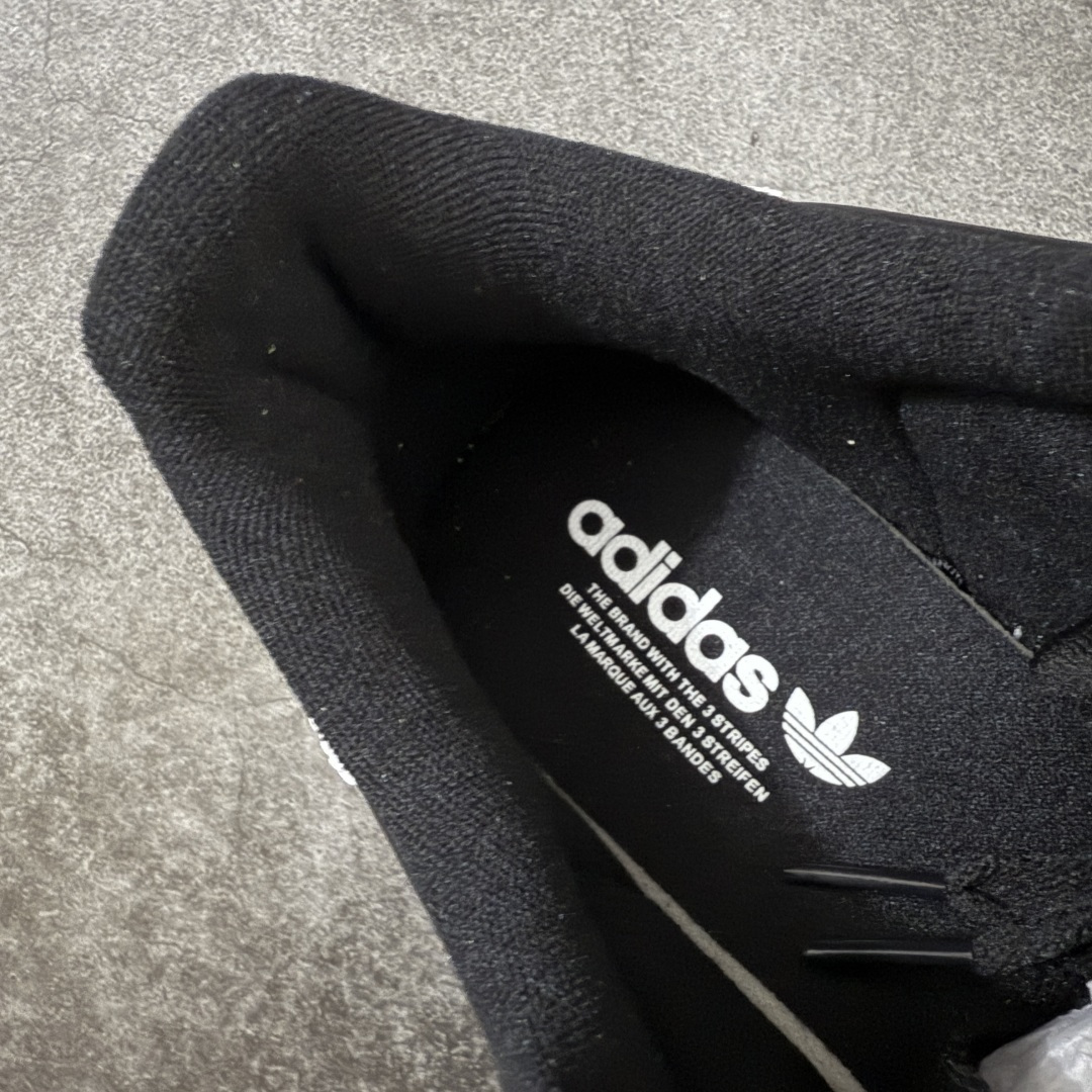 图片[5]-【H11顶级头层版】adidas originals Superstar 2 贝壳头 简约经典 舒适时尚 复古板鞋 男女同款 黑白 货号：JI0079 全新升级版 皮料改进至头层原厂皮 原盒 原底原料 开模打造 原厂织唛鞋标 高精密准度 原楦原纸板开发 匹配原版98%以上 后跟垫棉独家呈现 反口里弧度正确 原厂鞋垫 背胶 后跟电绣针数 与正品一致 原厂皮料 原厂车缝线 质感无敌 皮料切割干净 无任何毛边 清洁度细节完美 进口港宝加持 后跟自然饱满 还原公司包裹性 鞋面采用原装数据贴合技术 全方位贴合包裹脚型 鞋跟部鞋底牵引设计 提供强大的抓地性能 更适应不同实战场地路面 尺码：35.5 36 36.5 37.5 38 38.5 39 40 40.5 41 42 42.5 43 44 45-选品中心