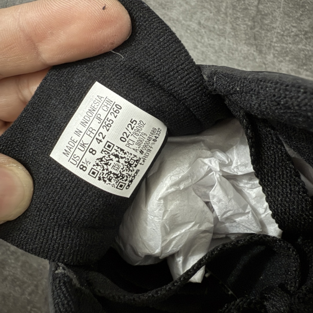 图片[4]-【H11顶级头层版】adidas originals Superstar 2 贝壳头 简约经典 舒适时尚 复古板鞋 男女同款 黑白 货号：JI0079 全新升级版 皮料改进至头层原厂皮 原盒 原底原料 开模打造 原厂织唛鞋标 高精密准度 原楦原纸板开发 匹配原版98%以上 后跟垫棉独家呈现 反口里弧度正确 原厂鞋垫 背胶 后跟电绣针数 与正品一致 原厂皮料 原厂车缝线 质感无敌 皮料切割干净 无任何毛边 清洁度细节完美 进口港宝加持 后跟自然饱满 还原公司包裹性 鞋面采用原装数据贴合技术 全方位贴合包裹脚型 鞋跟部鞋底牵引设计 提供强大的抓地性能 更适应不同实战场地路面 尺码：35.5 36 36.5 37.5 38 38.5 39 40 40.5 41 42 42.5 43 44 45-选品中心